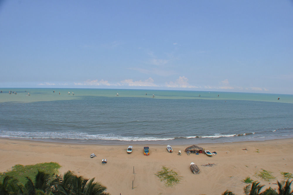 Beacon Beach Hotel Negombo Exteriör bild